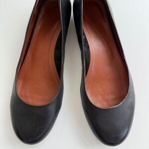 Vionic Hannah Black Smooth Leather Comfort Ballet Flats Size 6M EUC